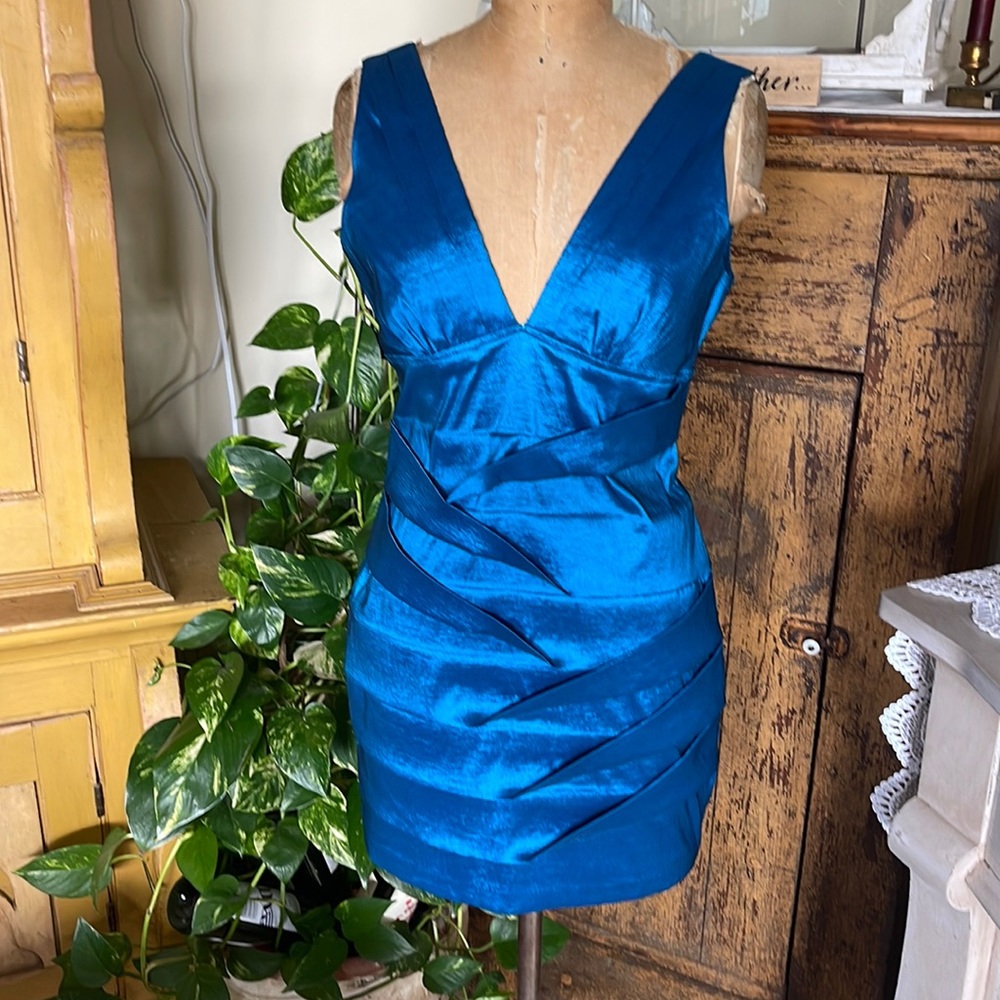 😊 Kessley dress 5/20$